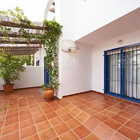 Casa De Pinos