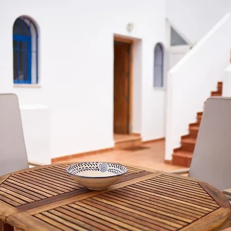 Casa De Pinos *
